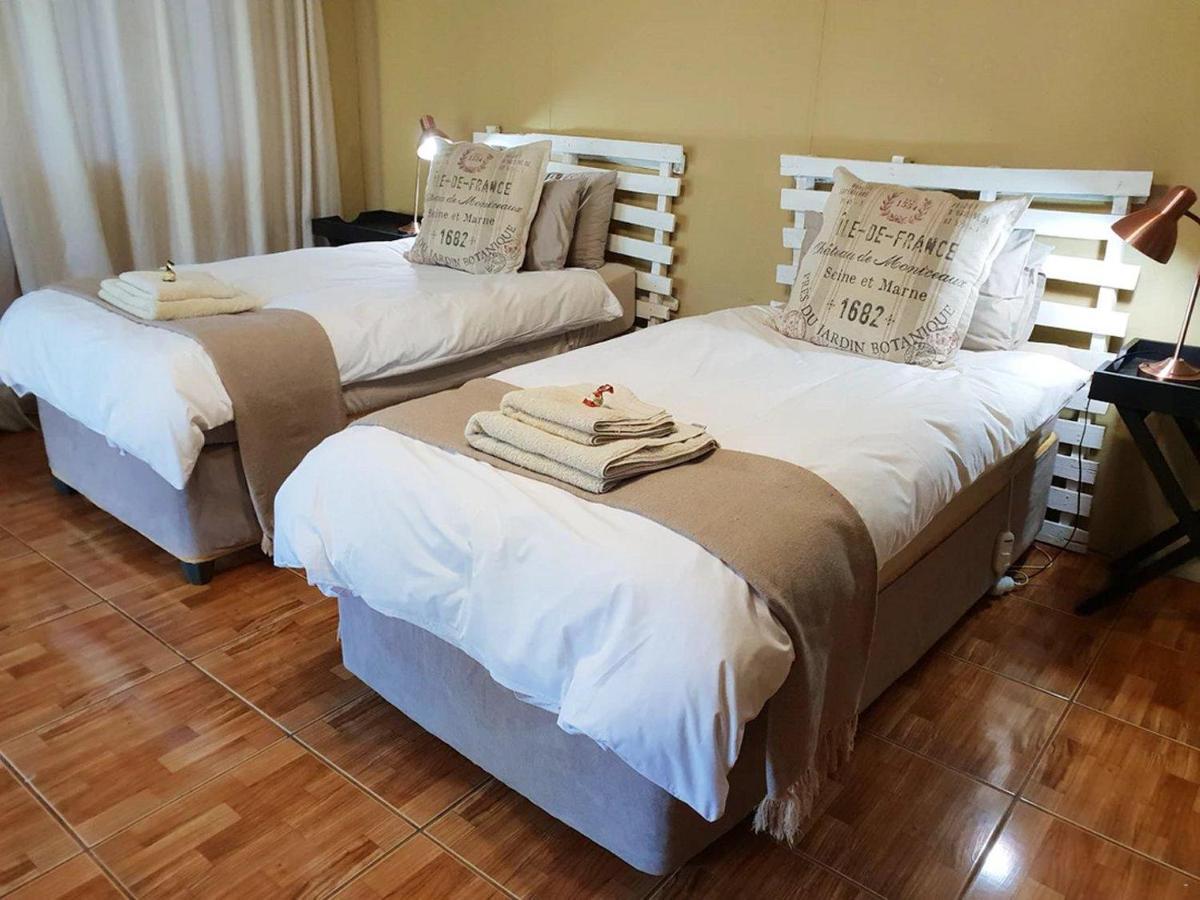 Rand Self-Catering Accommodation Carolina Kültér fotó